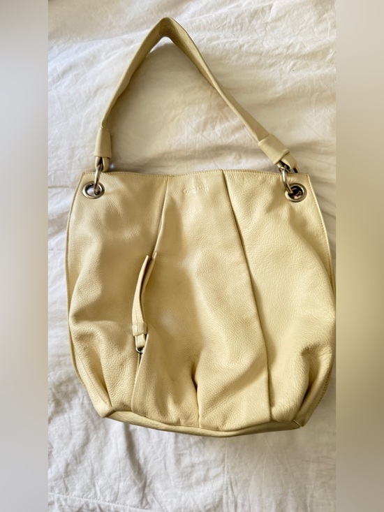 Calvin Klein Handbags - Leather Shoulder Tote Bag in Light Beige